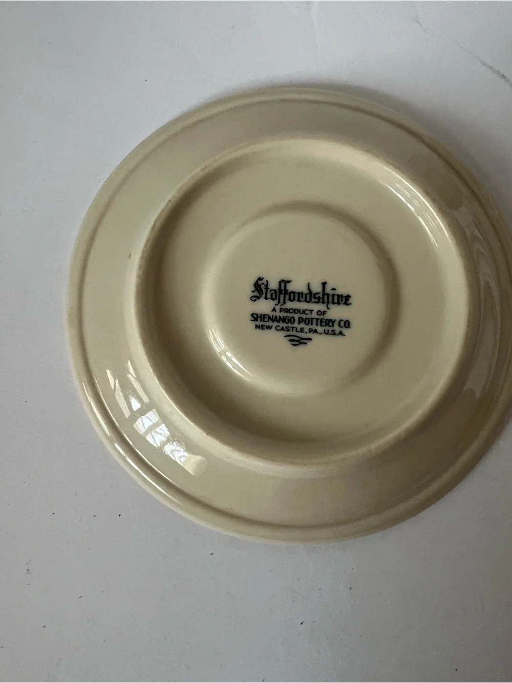 Vintage Staffordshire Shenango demitasse/espresso cup & saucer 1950's red/cream